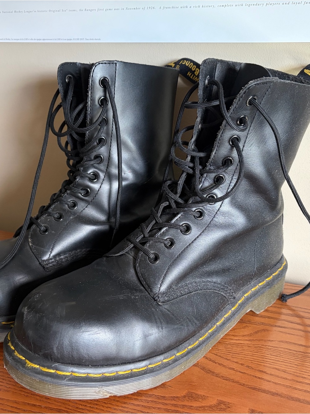 Mens Doc Martens Combat Boots